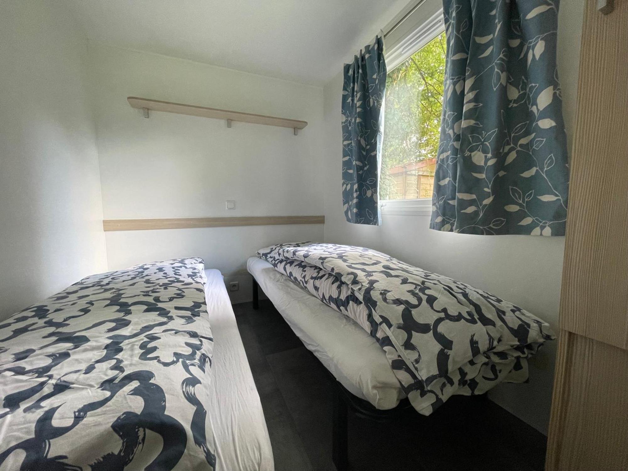 Chez Roger - Bungalow Climatise Avec Tv - 2 Chambres 4 Personnes Boofzheim Exterior foto